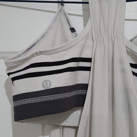 Lululemon No Limits Tank White Groovy Stripe - Picture 7 of 10
